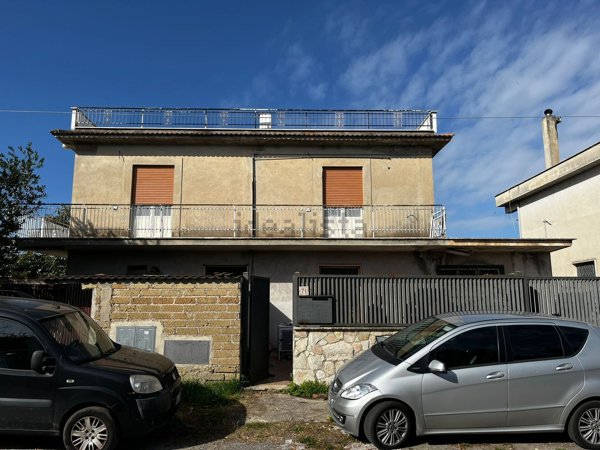 appartamento in vendita a Roma in zona Finocchio