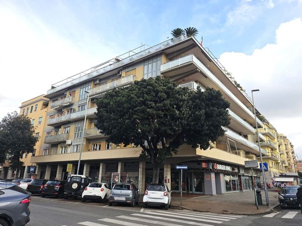 appartamento in vendita a Roma in zona Ostia