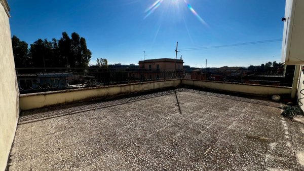 appartamento in vendita a Roma in zona San Basilio