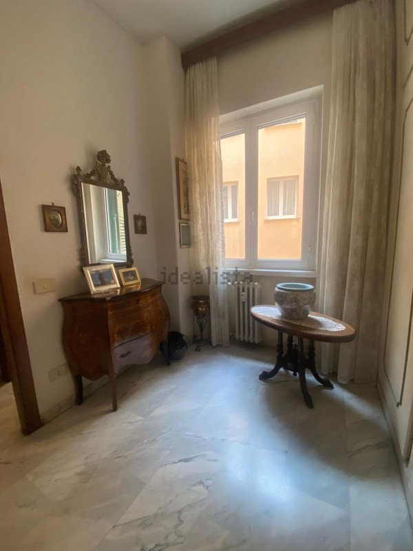 appartamento in vendita a Roma in zona Gianicolense