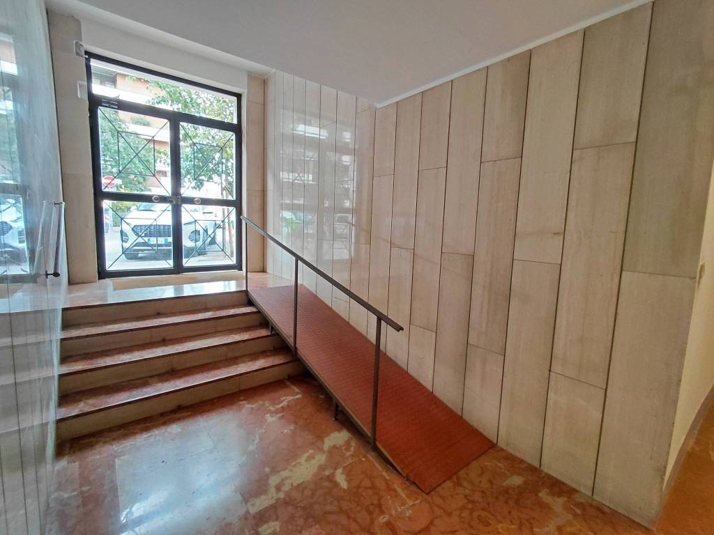 appartamento in vendita a Roma in zona Gianicolense