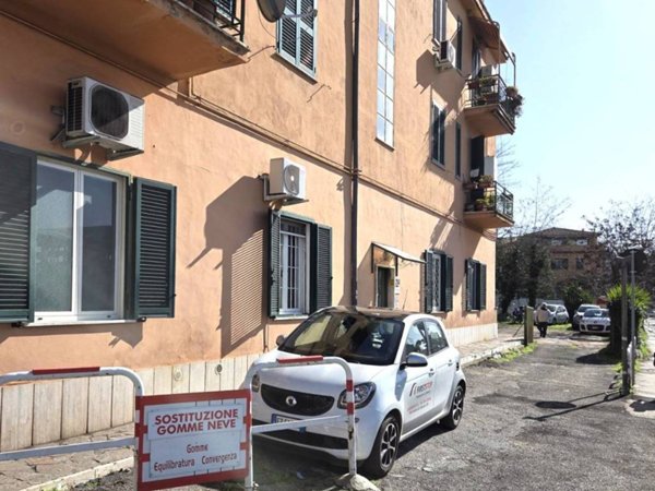 appartamento in vendita a Roma in zona Ponte Mammolo