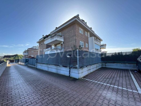 appartamento in vendita a Roma in zona Trigoria