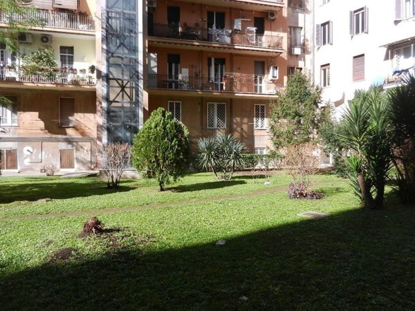 appartamento in vendita a Roma in zona Portuense