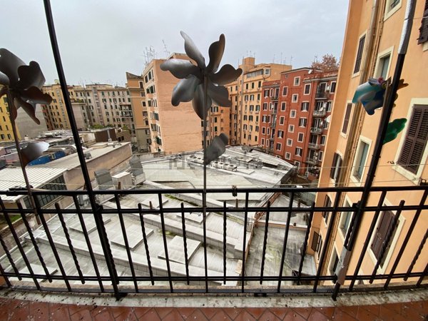 appartamento in vendita a Roma in zona Appio Latino