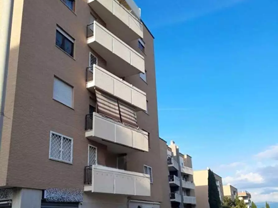 appartamento in vendita a Roma in zona Ponte di Nona