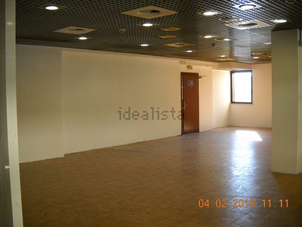 ufficio in vendita a Roma in zona Fidene