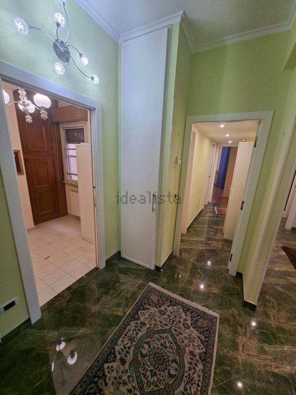 appartamento in vendita a Roma in zona Ardeatino