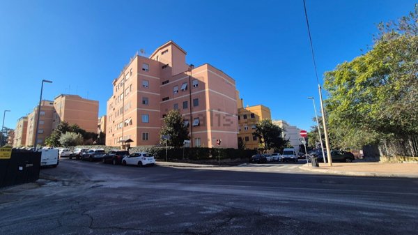 appartamento in vendita a Roma in zona Monte Sacro/Talenti