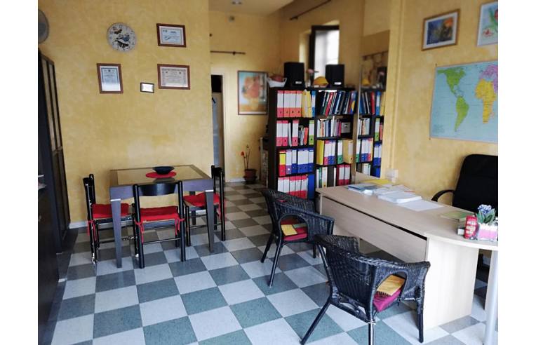 ufficio in vendita a Roma in zona Ostia