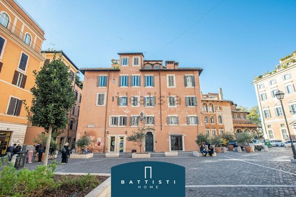 appartamento in vendita a Roma in zona Campo Marzio