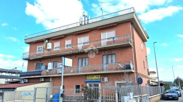 appartamento in vendita a Roma in zona Tor Vergata/Torrenova