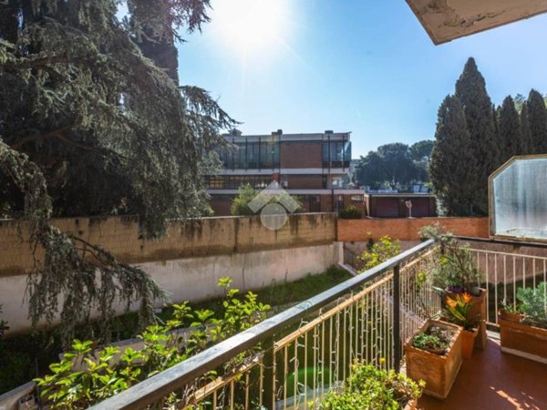 appartamento in vendita a Roma in zona Aurelio