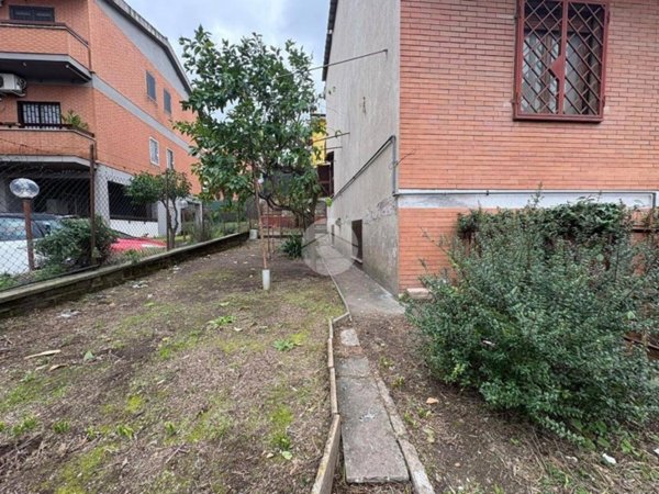 appartamento in vendita a Roma in zona Tor Vergata/Torrenova
