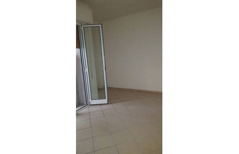 appartamento in vendita a Roma in zona Tor Bella Monaca