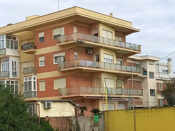 appartamento in vendita a Roma in zona Ostia