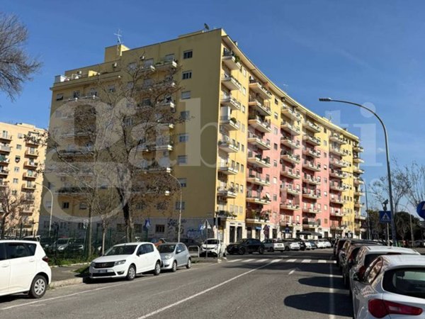 appartamento in vendita a Roma in zona EUR