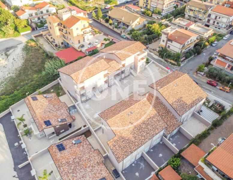 casa indipendente in vendita a Roma in zona Ponte di Nona