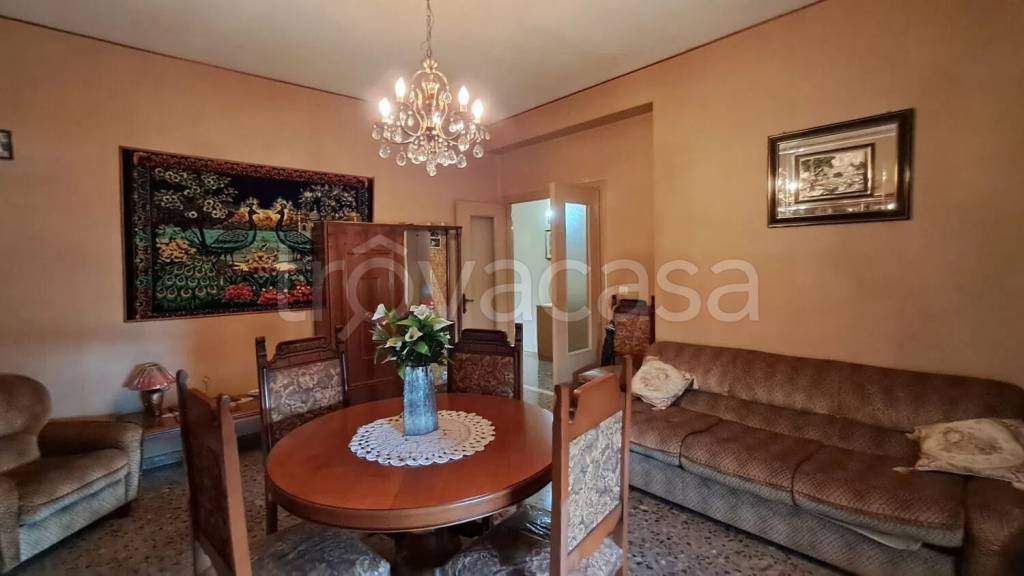 appartamento in vendita a Roma in zona Osteria Nuova