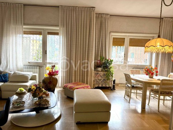 appartamento in vendita a Roma in zona Casal Morena