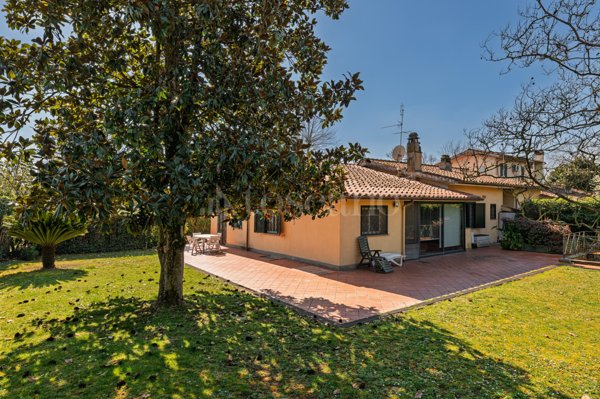 villa in vendita a Roma in zona Olgiata