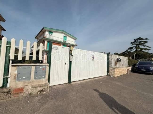 appartamento in vendita a Roma in zona Borghesiana