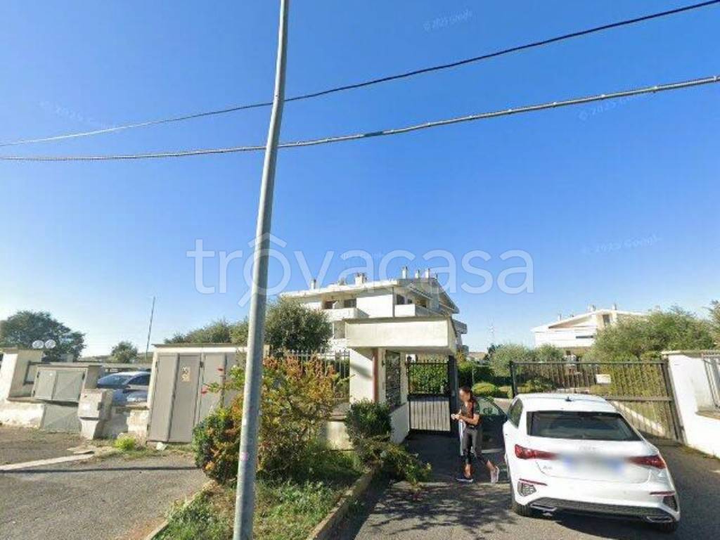 appartamento in vendita a Roma in zona Massimina/Casal Lumbroso