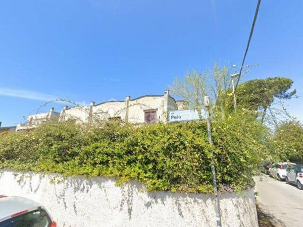 casa indipendente in vendita a Roma in zona Infernetto