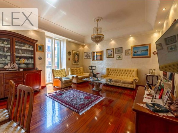 appartamento in vendita a Roma in zona Appio Latino