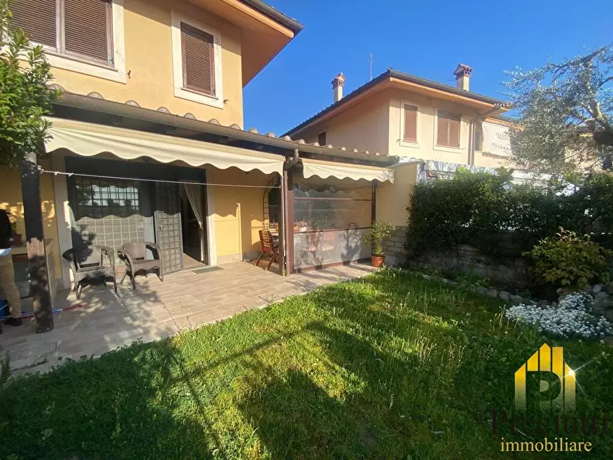 casa indipendente in vendita a Roma