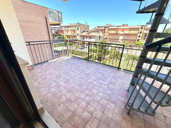 appartamento in vendita a Roma in zona Prima Porta