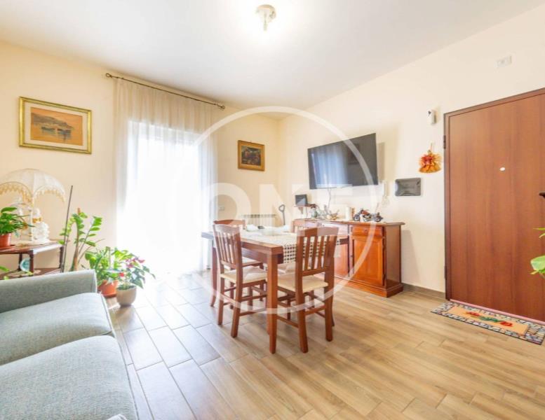 appartamento in vendita a Roma in zona Lunghezza