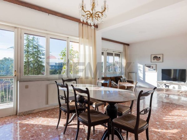 appartamento in vendita a Roma in zona Ardeatino