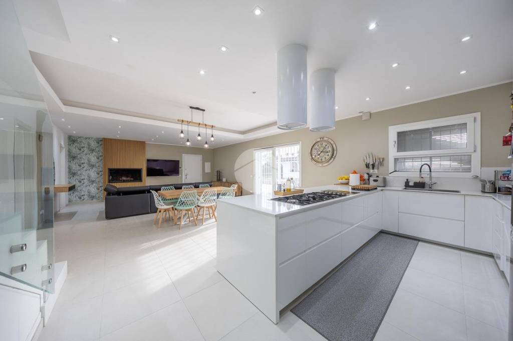 casa indipendente in vendita a Roma in zona Castelverde