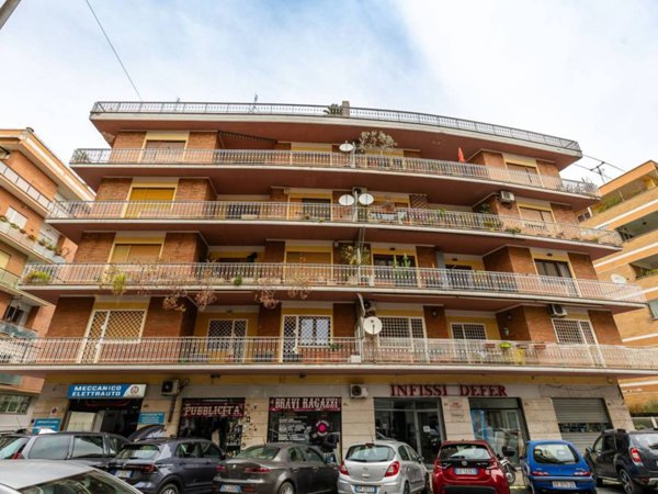 appartamento in vendita a Roma in zona Aurelio