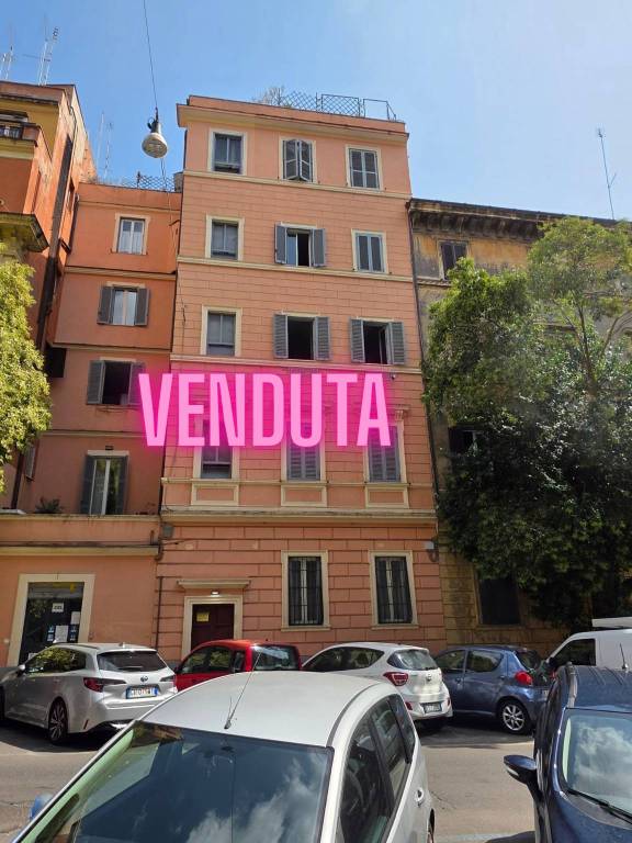 appartamento in vendita a Roma in zona Esquilino