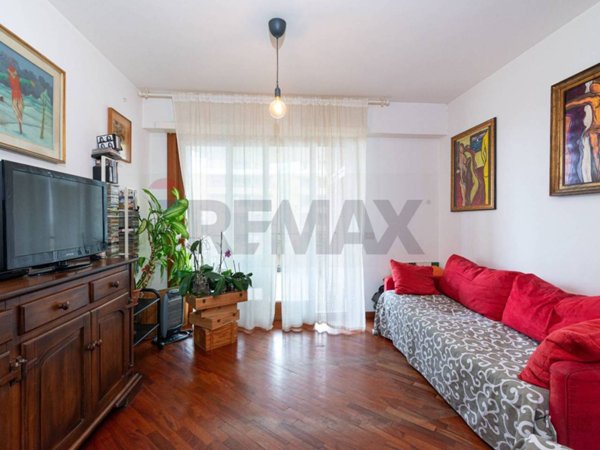 appartamento in vendita a Roma in zona Axa