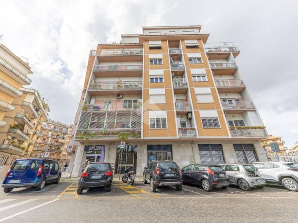 appartamento in vendita a Roma in zona Prenestino-Centocelle