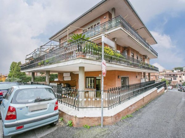 appartamento in vendita a Roma in zona Grottarossa
