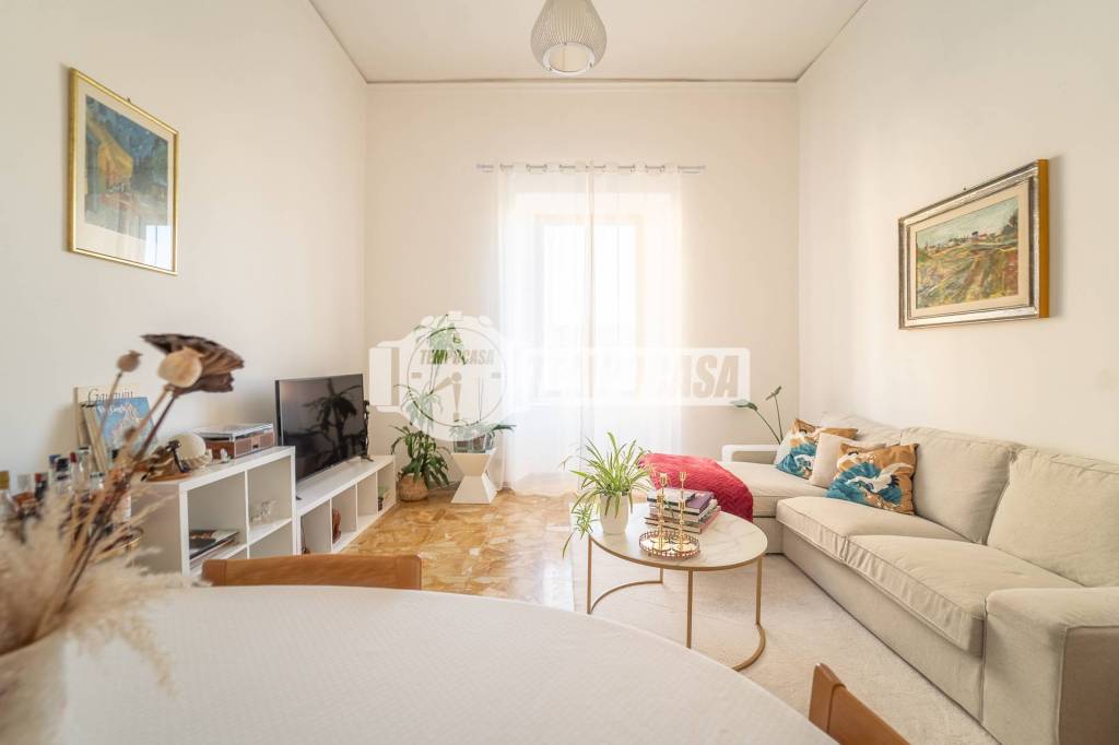 appartamento in vendita a Roma in zona Esquilino