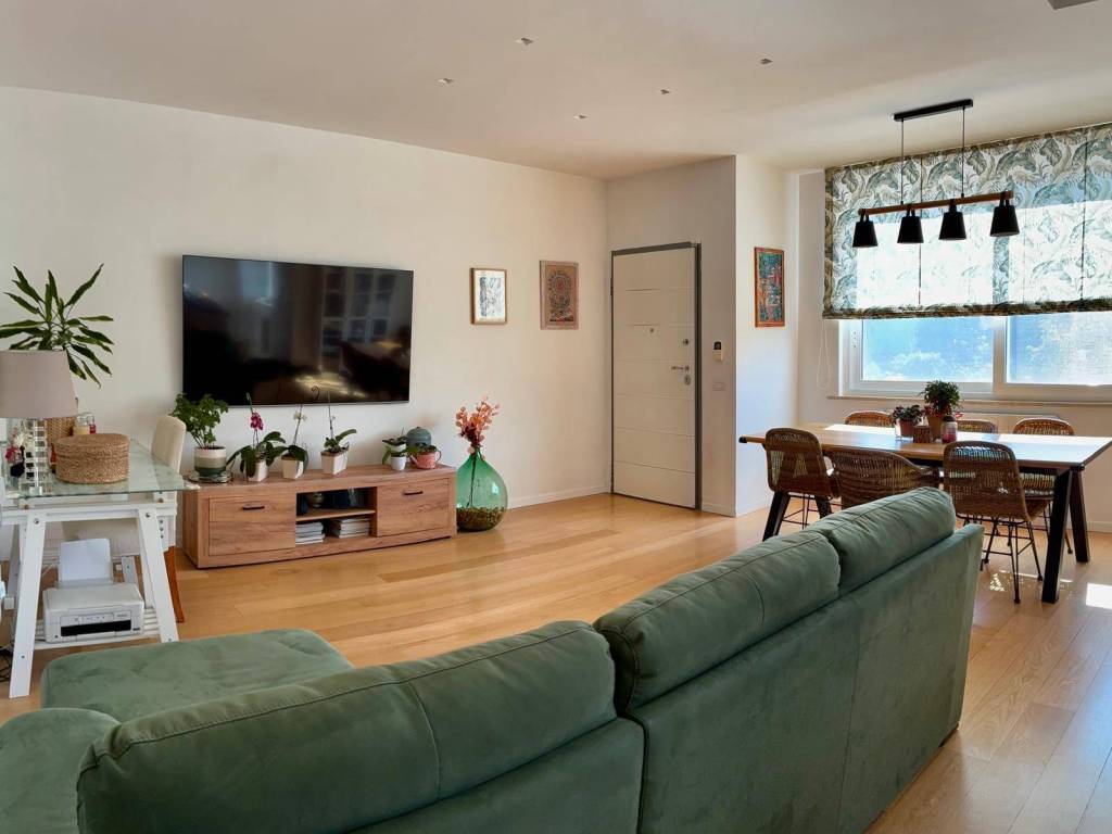 appartamento in vendita a Roma in zona Infernetto