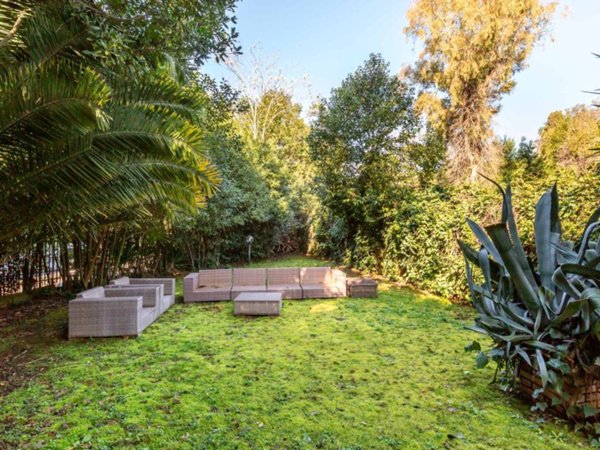 casa indipendente in vendita a Roma