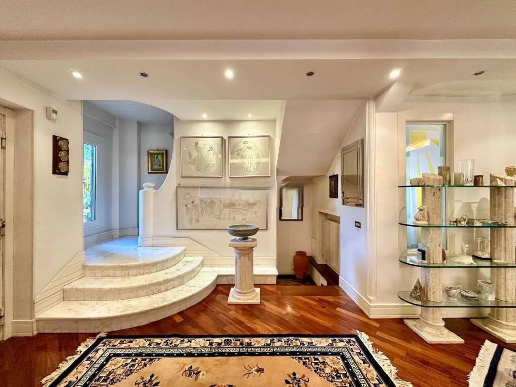 casa indipendente in vendita a Roma