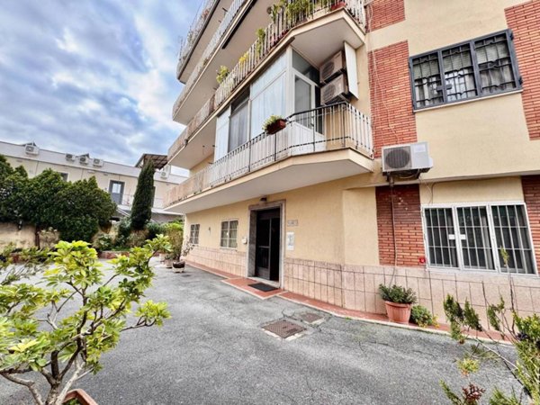 appartamento in vendita a Roma in zona Ponte Mammolo
