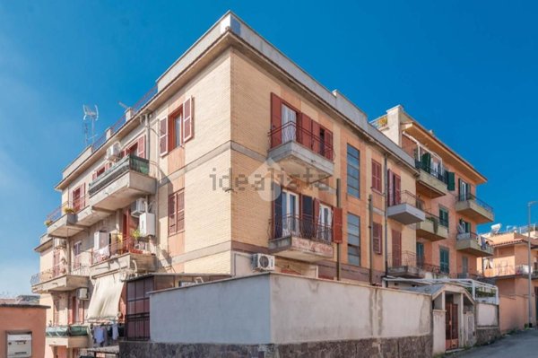 appartamento in vendita a Roma in zona Montespaccato