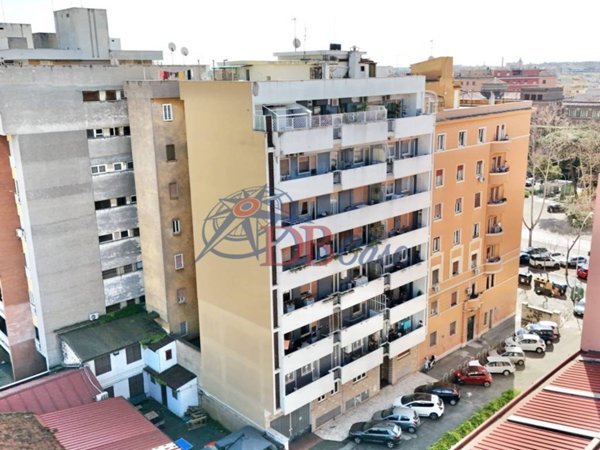 appartamento in vendita a Roma in zona Prenestino-Labicano