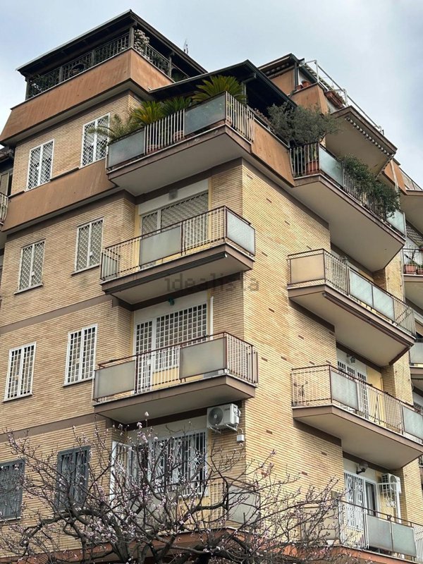 appartamento in vendita a Roma in zona Monte Sacro/Talenti