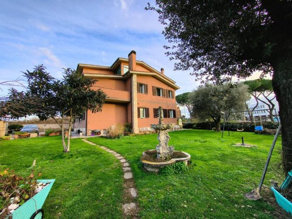 appartamento in vendita a Roma in zona Labaro