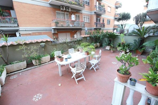 appartamento in vendita a Roma in zona Ostia