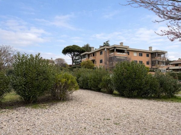 appartamento in vendita a Roma in zona Olgiata